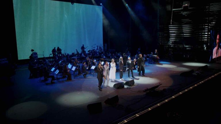 Invito al viaggio – Concerto per Franco Battiato, il trailer del film-concerto il 20, 21 e 22 giugno al cinema Invito al viaggio – Concerto per Franco Battiato, il trailer del film-concerto il 20, 21 e 22 giugno al cinema