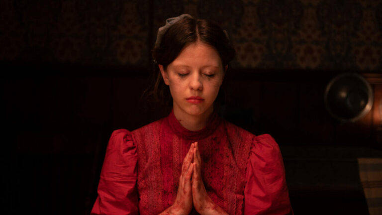 Pearl: il trailer del film di Ti West, prequel di X, con Mia Goth Pearl: il trailer del film di Ti West, prequel di X, con Mia Goth