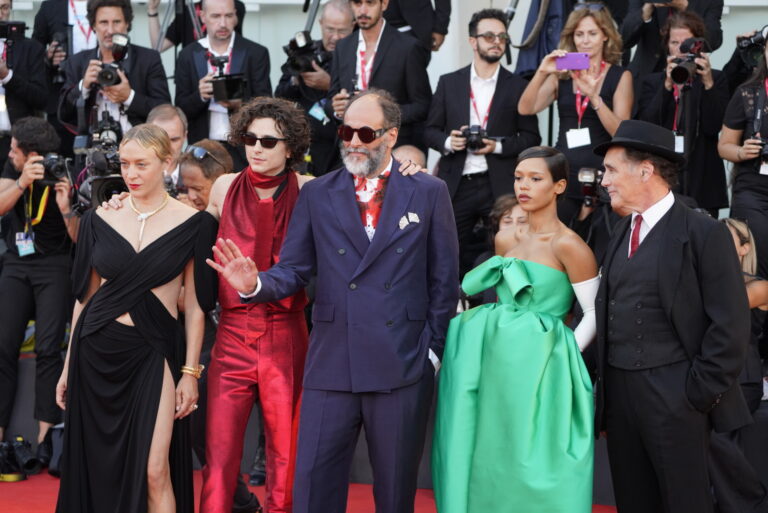 Venezia 79: foto di Timoth&eacute;e Chalamet e il cast di Bones and All
