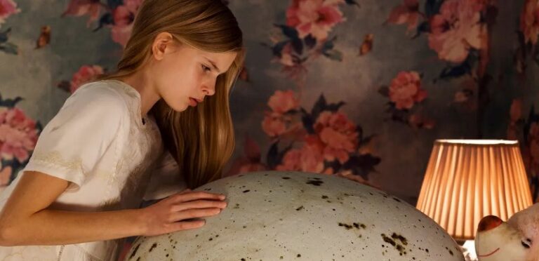 Hatching &ndash; La forma del male: intervista alla regista Hanna Bergholm