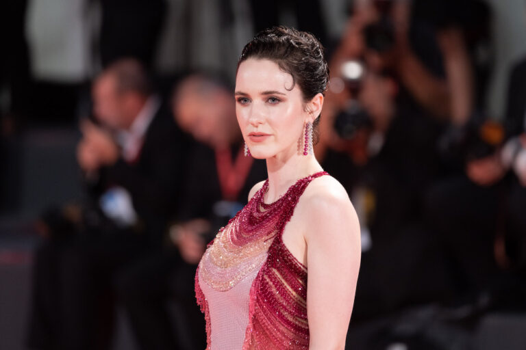 Superman, Rachel Brosnahan ringrazia per il &ldquo;passaggio di consegna&rdquo; Elizabeth Tulloch