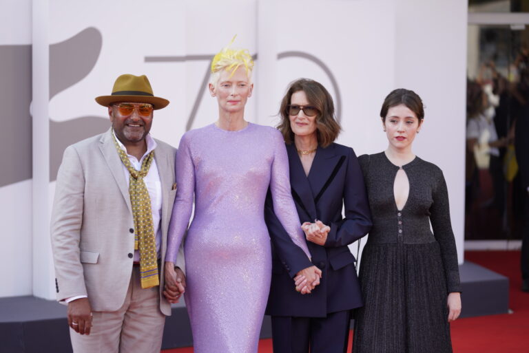 Venezia 79, foto dal red carpet: Penelope Cruz, Tilda Swinton, Julianne Moore e&hellip;