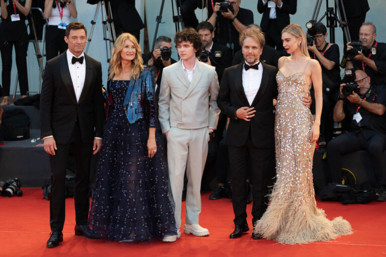 Venezia 79, le foto dal red carpet: Hugh Jackman, Laura Dern, Vanessa Kirby e&hellip;