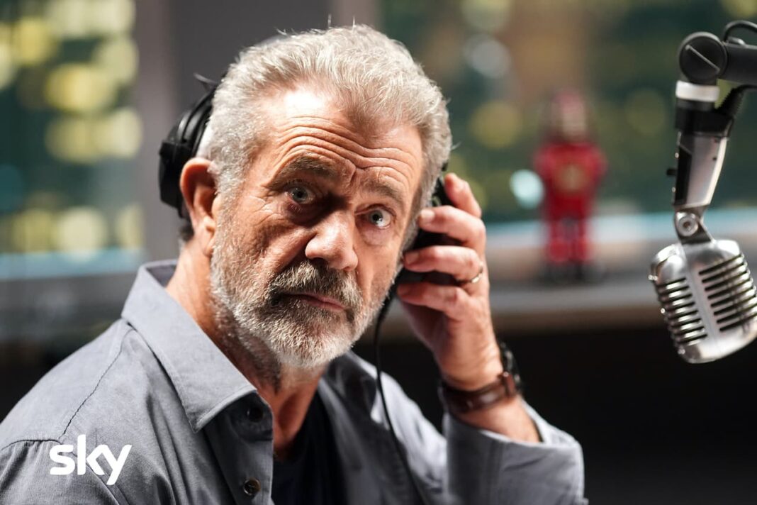 On the line - Mel Gibson On the line - Mel Gibson