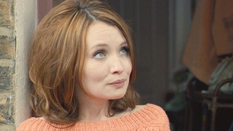 Emily Browning: 10 cose che non sai sull&rsquo;attrice