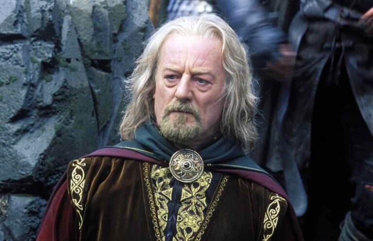 Il Signore degli Anelli: Bernard Hill critica la serie TV di Amazon definendola &ldquo;un&rsquo;impresa per fare soldi&rdquo;