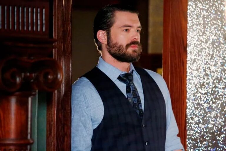 Charlie Weber: 10 cose che non sai sull&rsquo;attore