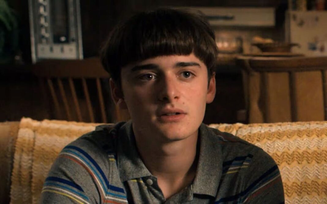 Noah Schnapp will (1) Noah Schnapp