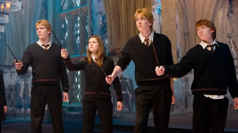 Oliver Phelps, il George Weasley di Harry Potter, rivela la reazione della figlia che lo ha visto nel Wizarding World: &ldquo;Pap&agrave;, perch&eacute; sei l&igrave;?&rdquo;