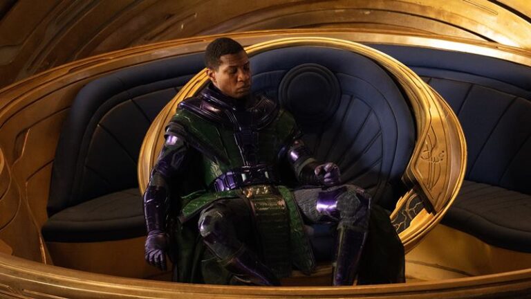 Kang il Conquistatore: 10 cose che non sai sul villain Marvel Kang il Conquistatore: 10 cose che non sai sul villain Marvel