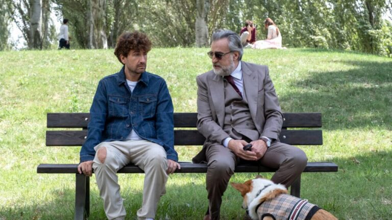 Tramite Amicizia, recensione del film di e con Alessandro Siani