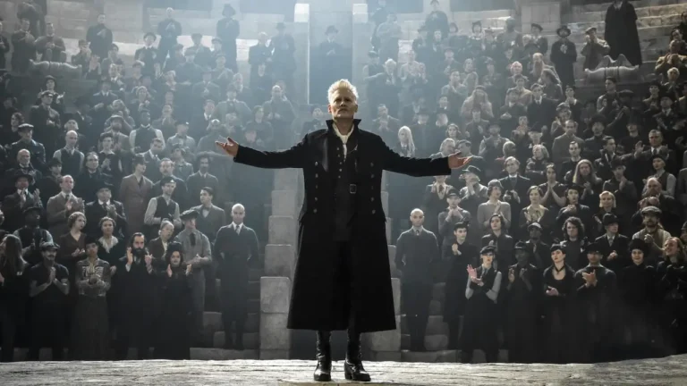 Animali fantastici – I crimini di Grindelwald: trama, cast e sequel del film Animali fantastici – I crimini di Grindelwald: trama, cast e sequel del film