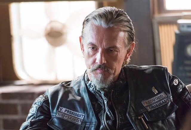 Tommy Flanagan In Sleeping Dogs Al Fianco Di Russell Crowe - Cinefilos.it