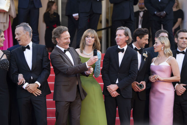 Festival di Cannes: foto dal red carpet all star di Asteroid City