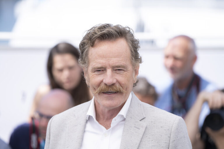 Bryan Cranston si scaglia contro le major e Bob Iger con un discorso appassionato