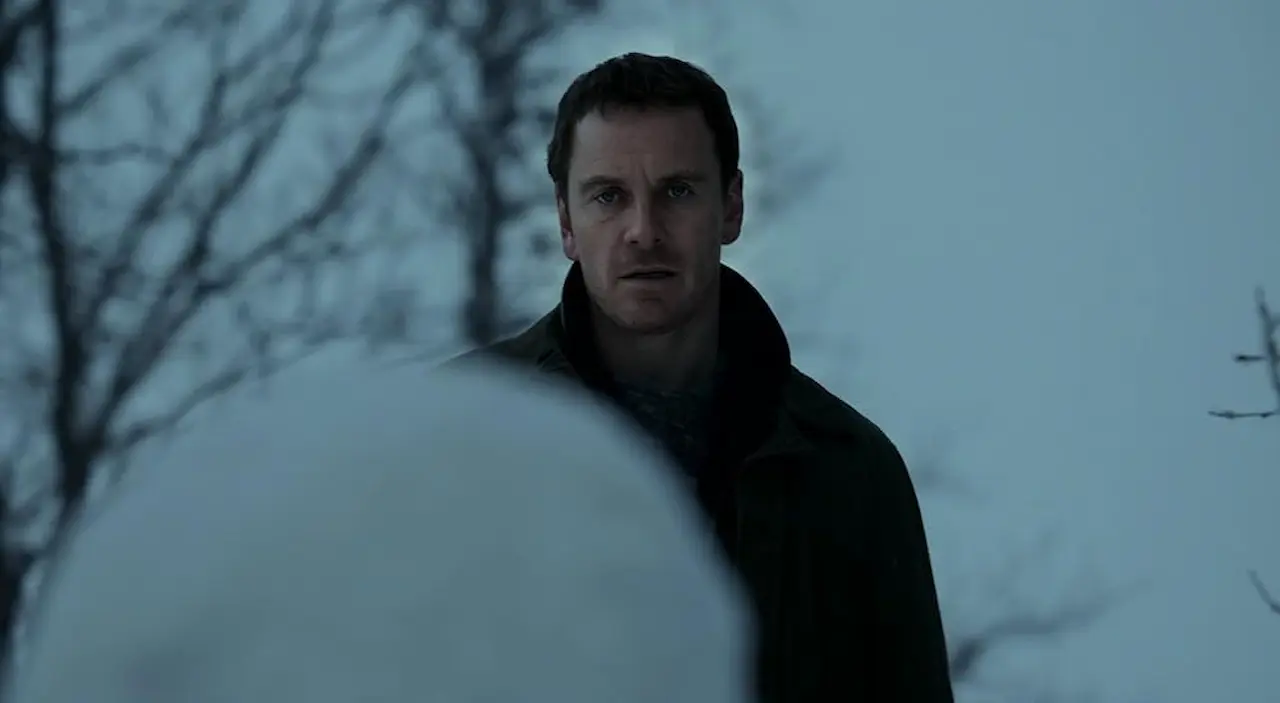 Michael Fassbender in L'uomo di neve