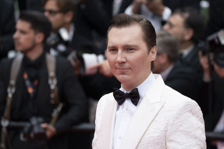 Paul Dano ha trascorso due giorni e &ldquo;70 o 80 riprese&rdquo; per la scena finale di The Batman