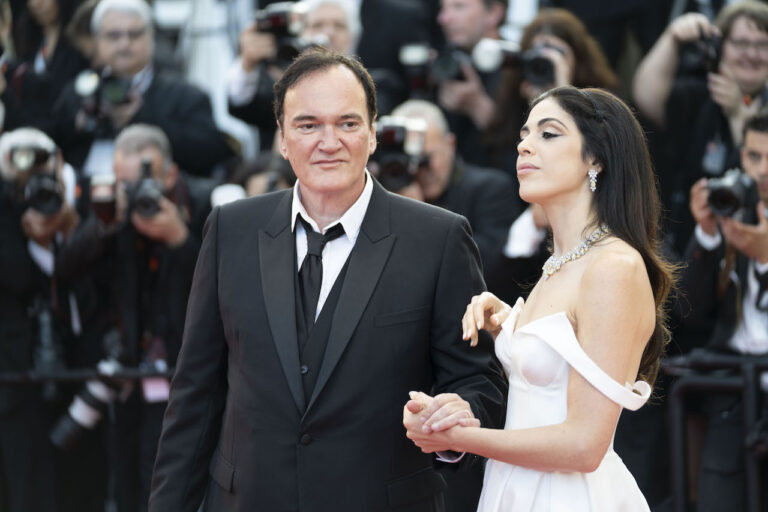 Quentin Tarantino elogia The Rip e attacca Hollywood: &ldquo;Una fabbrica di salsicce senza sapore&rdquo;