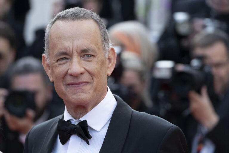 Tom Hanks spiega perch&eacute; continua a raccontare la Seconda Guerra Mondiale dopo quasi 30 anni