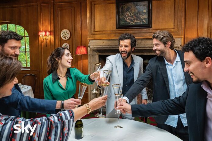 a casa tutti bene seconda stagione recensione a casa tutti bene seconda stagione recensione