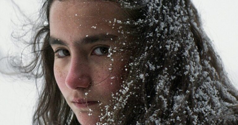 About Dry Grasses, recensione del film di Nuri Bilge Ceylan &ndash; Cannes 76