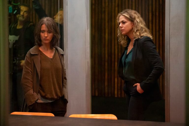 Netflix annuncia Sara, la nuova serie crime con Claudia Gerini