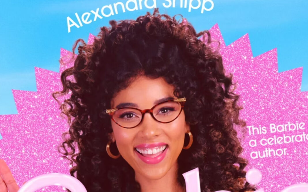 Alexandra Shipp - Barbie scrittrice