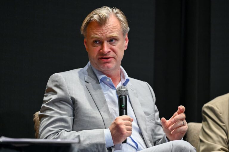 Christopher Nolan non lavorer&agrave; su un altro film fino alla fine dello sciopero degli attori