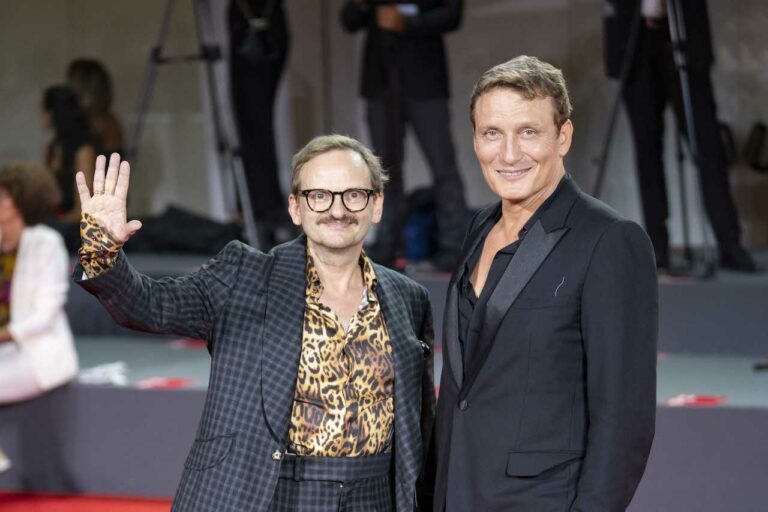 Venezia 80: Le foto dal red carpet di The Palace