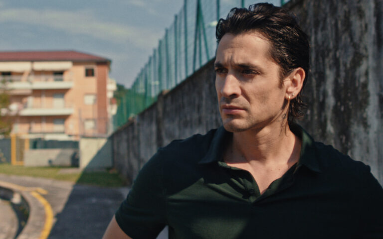 Doppio passo: recensione del film di Lorenzo Borghini