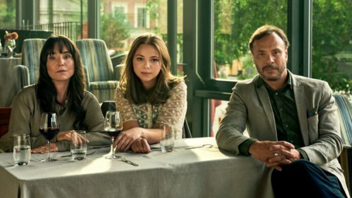 Una famiglia quasi normale - recensione serie Netflix
