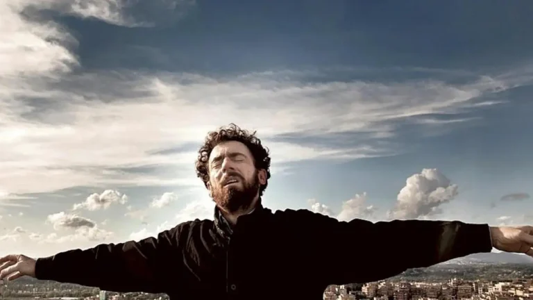 Confidenza: il trailer del film di Daniele Luchetti Confidenza: il trailer del film di Daniele Luchetti