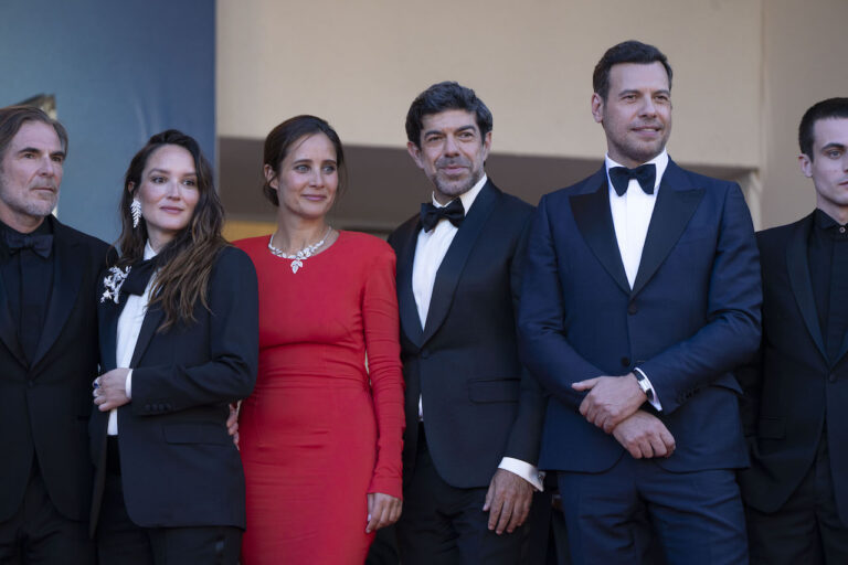 Festival di Cannes 2024, le foto dal red carpet del nuovo Conte di Montecristo Festival di Cannes 2024, le foto dal red carpet del nuovo Conte di Montecristo