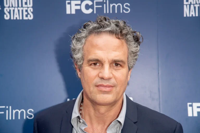 Mark Ruffalo esprime preoccupazione per il fatto che la Disney &ldquo;[romper&agrave;] l&rsquo;America&rdquo; ​​dopo la sospensione di Jimmy Kimmel