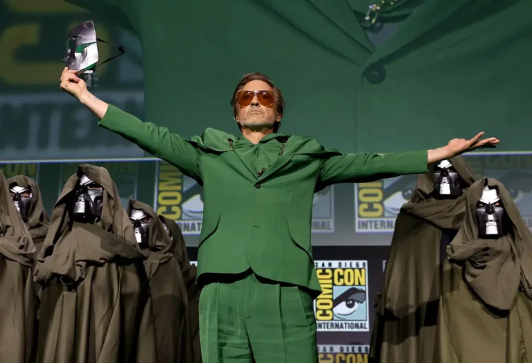 Robert Downey Jr. torna nel MCU nei panni del Dottor Destino in “Avengers: Doomsday” Robert Downey Jr. torna nel MCU nei panni del Dottor Destino in “Avengers: Doomsday”