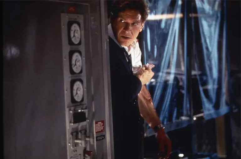 Air Force One: la spiegazione del finale del film Air Force One: la spiegazione del finale del film