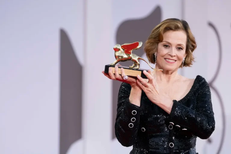 Sigourney Weaver su Kamala Harris: &ldquo;Pensare che il mio lavoro possa avere a che fare con la sua ascesa mi rende felice&rdquo;