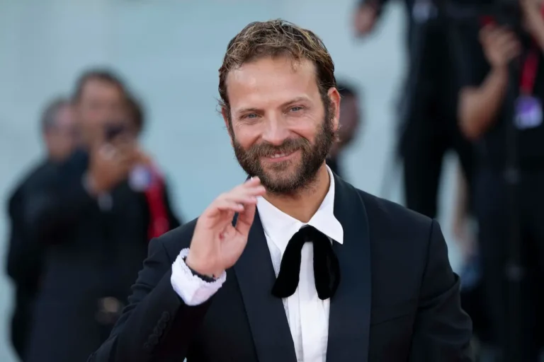 Alessandro Borghi: 10 cose che non sai sull&rsquo;attore