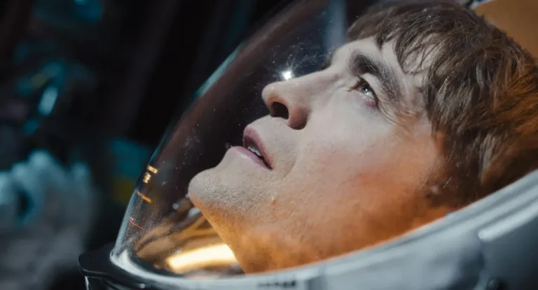 Mickey 17, spiegazione del finale: cosa significa lo sci-fi di Bong Joon-ho