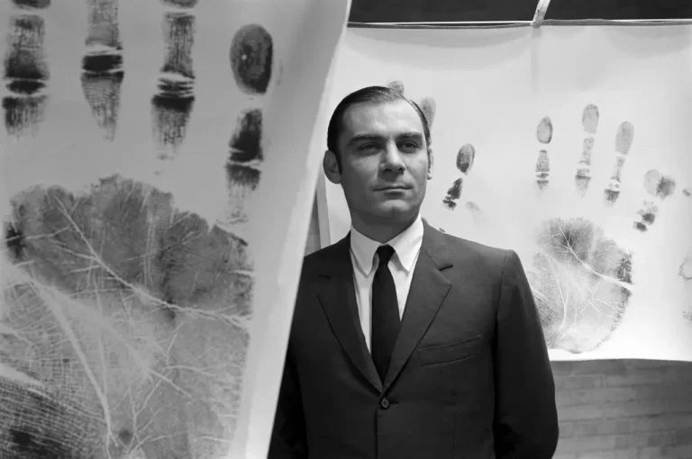 Volont&eacute; &ndash; L&rsquo;uomo dai mille volti, al cinema da oggi, fino al 25 settembre con Lucky Red