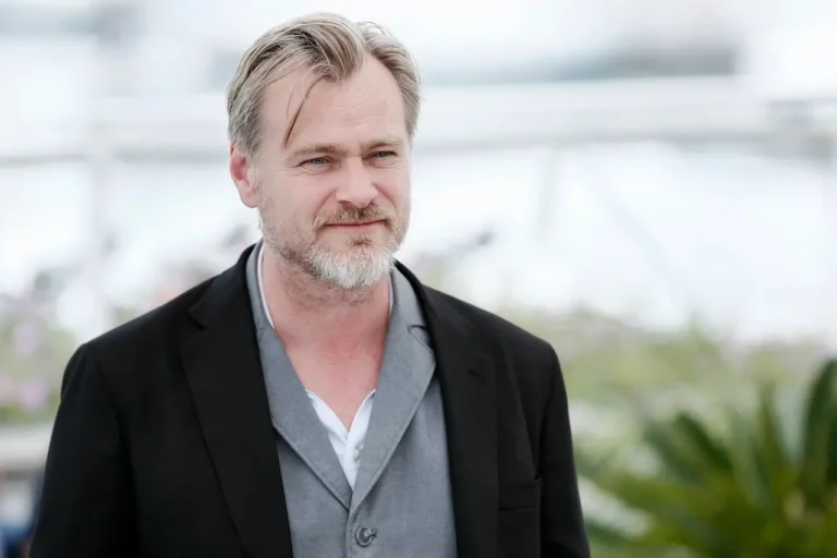 Christopher Nolan, Presidente della DGA, esprime &ldquo;notevoli preoccupazioni&rdquo; per l&rsquo;acquisizione di Warner Bros da parte di Netflix