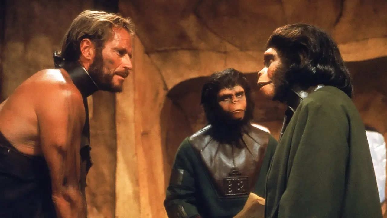 Charlton Heston, Kim Hunter e Roddy McDowall in Il pianeta delle scimmie