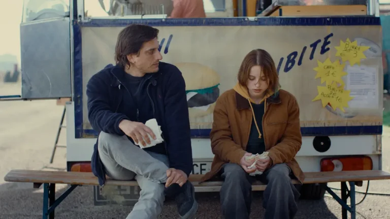 Paternal Leave: recensione del film di Alissa Jung Paternal Leave: recensione del film di Alissa Jung