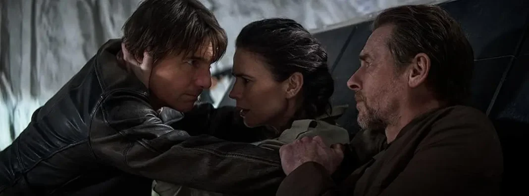 Tom Cruise, Simon Pegg e Hayley Atwell in Mission Impossible - The Final Reckoning