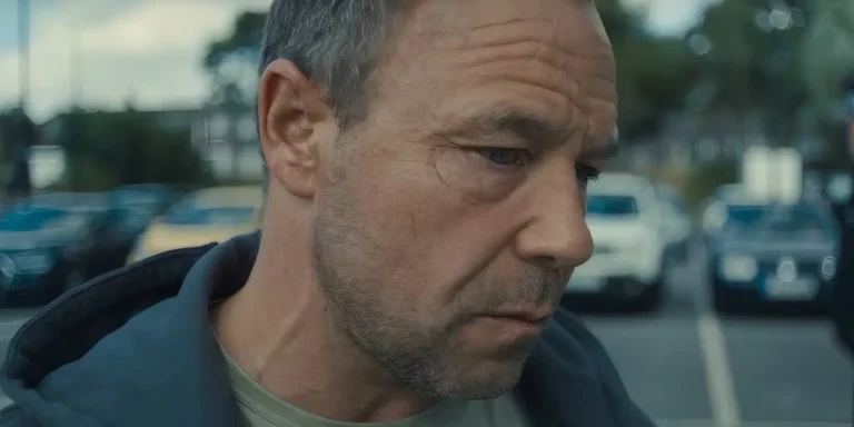 Adolescence avr&agrave; una Stagione 2: Stephen Graham conferma il ritorno della serie