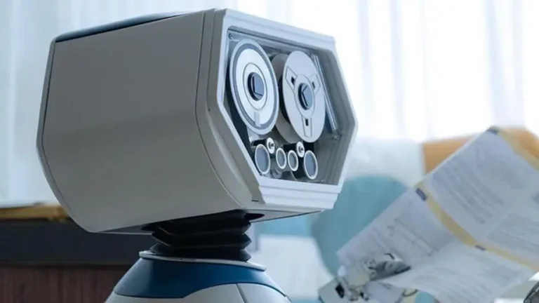 I Fantastici Quattro: Gli Inizi, il nuovo promo con H.E.R.B.I.E. ci offre un nuovo sguardo a Franklin!