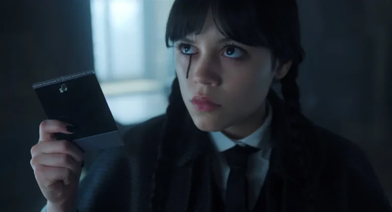 Mercoled&igrave; &ndash; Stagione 2: perch&eacute; Mercoled&igrave; perde i suoi poteri e piange lacrime nere