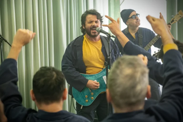 Tutta colpa del rock: recensione del film di Andrea Jublin con Lillo