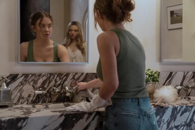 Amanda Seyfried e Sydney Sweeney in Una di famiglia (The Housemaid)