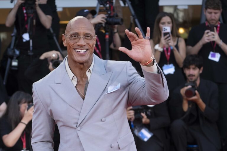 Dwayne Johnson: 10 cose che non sai sull&rsquo;attore